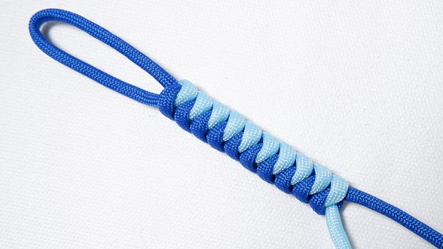 編み 方 の ロープ パラコードDIY！種類別の編み方【四つ編み】