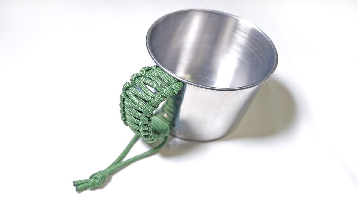 パラコードをマグカップの持ち手に巻く方法！平編み（コブラ編み）Paracord Mug Cup Handle Wrap