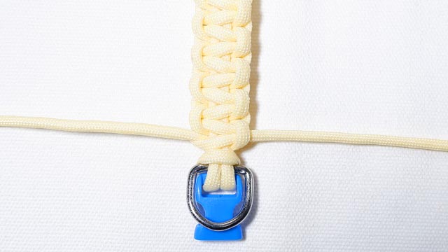 パラコード　首輪　簡単　平編み　コブラ編み　編み方