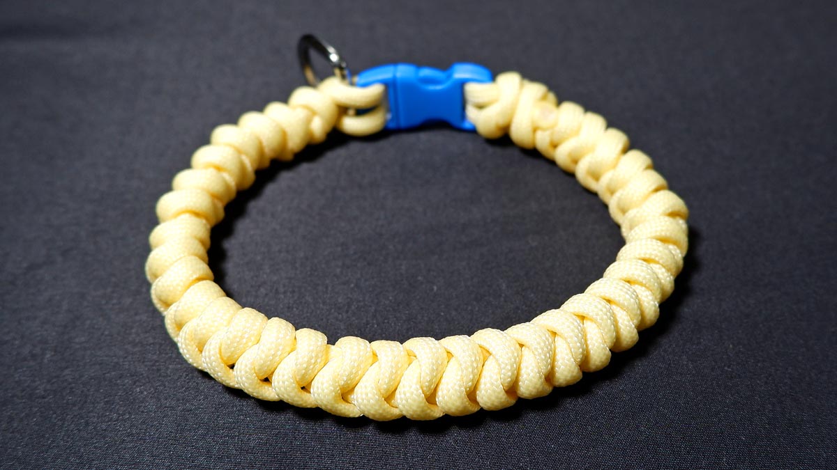 【作業時間 15分で作れる】パラコードで犬＆猫用 首輪の編み方！スネークノット（つゆ結び） Paracord Snake Knot Dog Collar