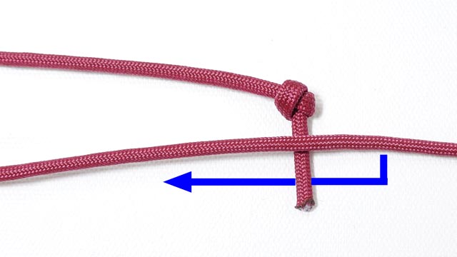 パラコード すぐに ほどける編み方、解くとロープになるキーホルダー