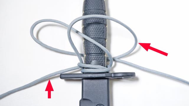 パラコードをナイフに巻く方法方、ジッパー編み