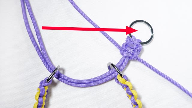 パラコードで2色編みの平編みハーフチョークの作り方
