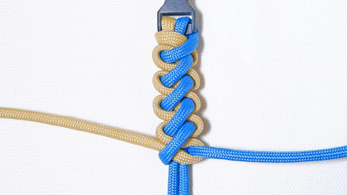 2色のブーツレース編みの編み方・結び方