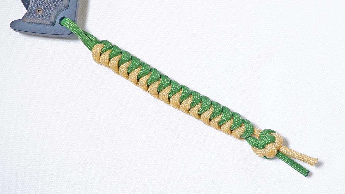 【実用的】パラコードで2色のスネークノットの ナイフ・ランヤードの編み方（ダイヤモンドノット）