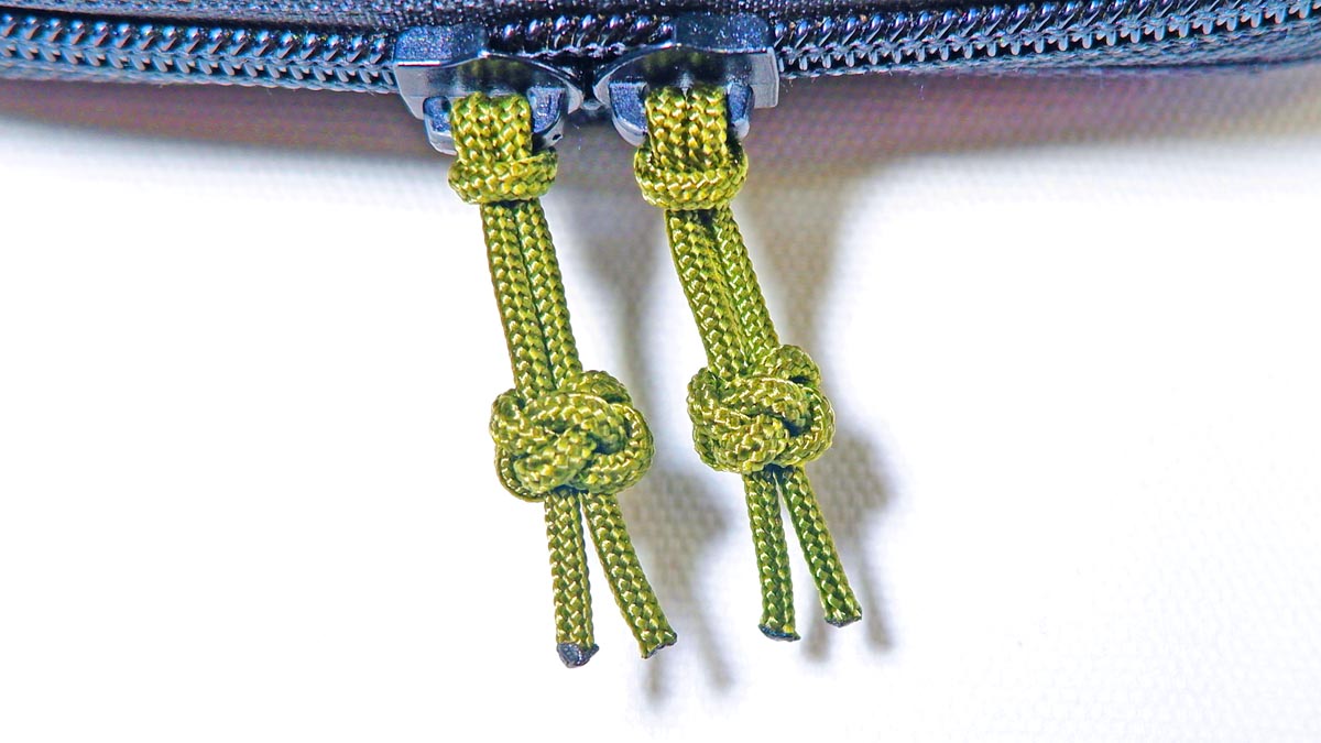 パラコードでダイヤモンドノット（玉結び）のジッパータブの編み方