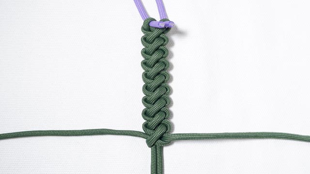 パラコードでマッドマックスのブレスレットの編み方、ブーツレース編み