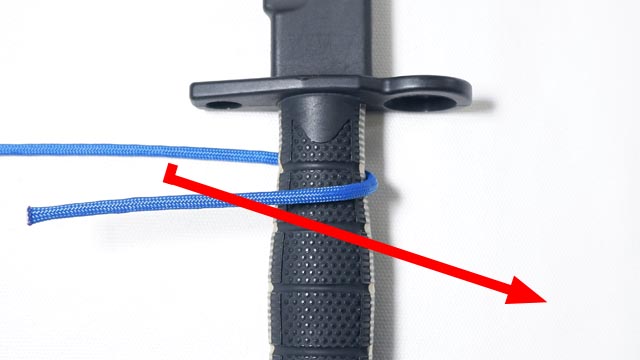 パラコードをナイフに巻く方法、Fish Scale Braid