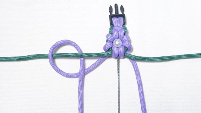 パラコードでお花のバックル ブレスレットの作り方