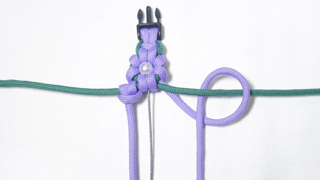 パラコードでお花のバックル ブレスレットの作り方