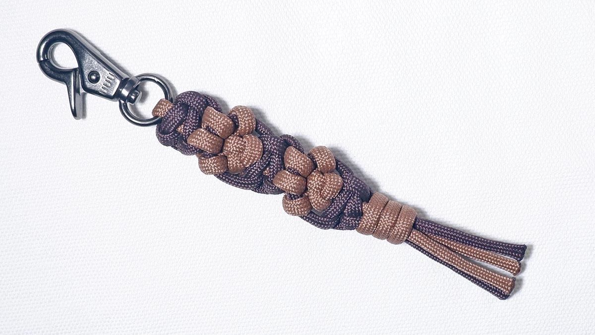 【肉球が カワイイ】パラコードで肉球編みのキーホルダーの編み方！