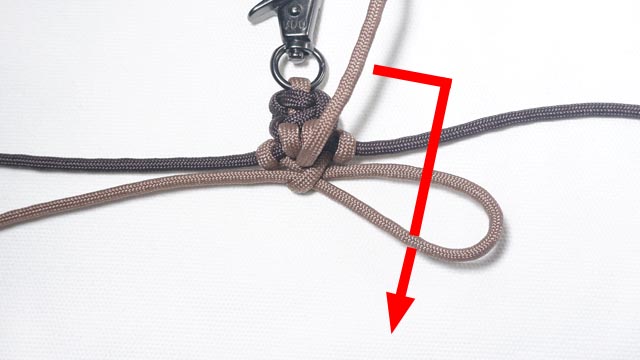 パラコードで肉球編みのキーホルダーの編み方