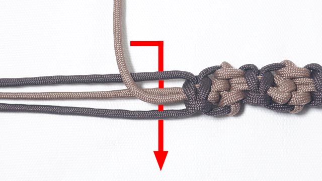 パラコードで肉球編みのキーホルダーの編み方