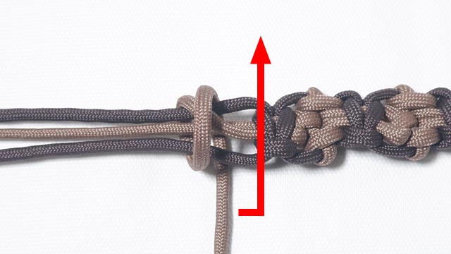パラコードで肉球編みのキーホルダーの編み方