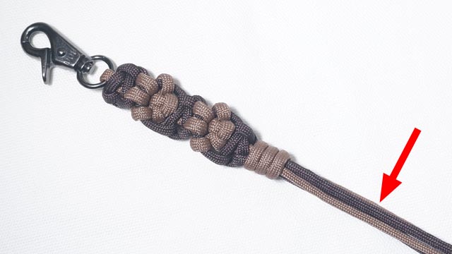 パラコードで肉球編みのキーホルダーの編み方
