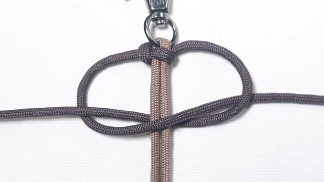 パラコードで肉球編みのキーホルダーの編み方