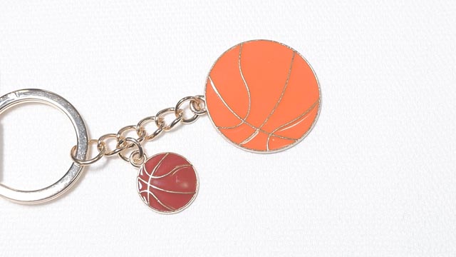パラコードでバスケットボールの人形キーホルダーの編み方