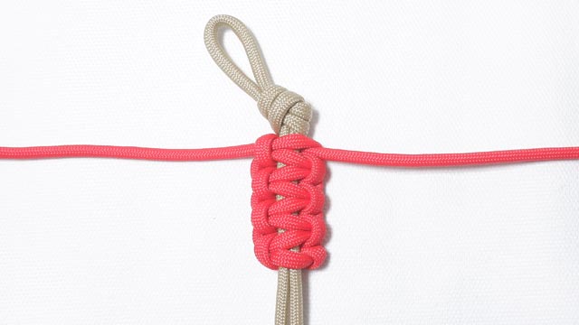 パラコードでバスケットボールの人形キーホルダーの編み方