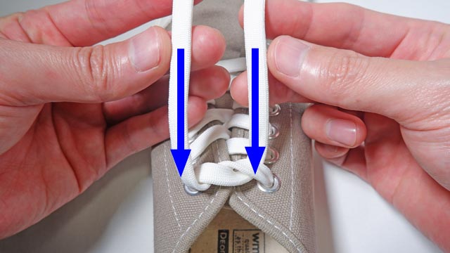 イアンセキュアノットで靴紐の結び方